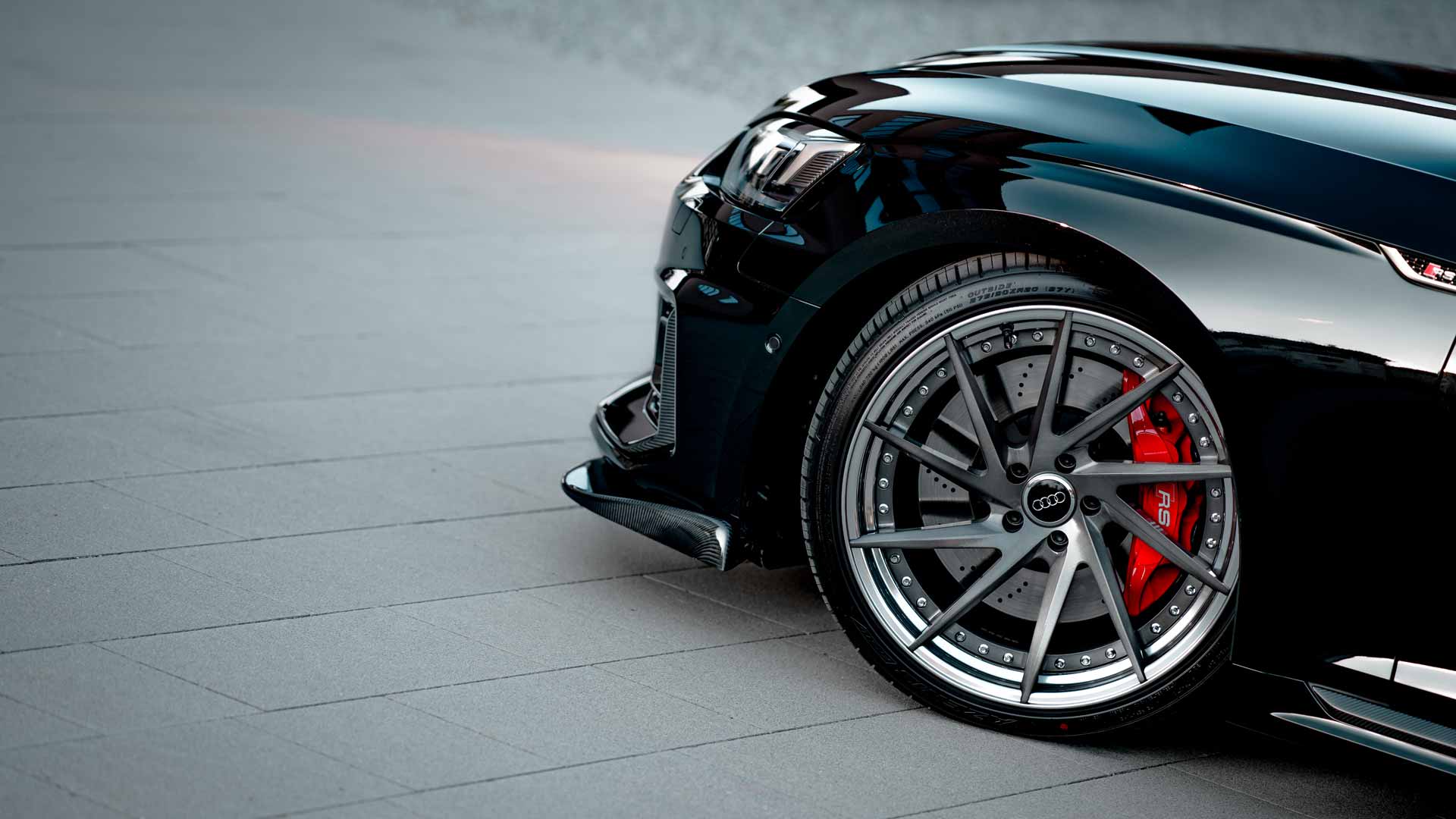 Audi RS5 Felge Motorhaube Kotflügel schwarz rot Bremssattel Regensburg